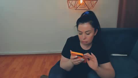 brilliantegirl_ online show from April 14, 7:11 am