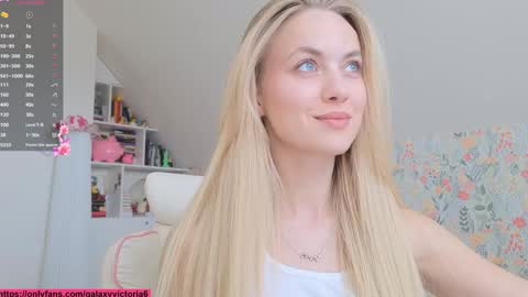 Vi. online show from March 22, 11:25 am