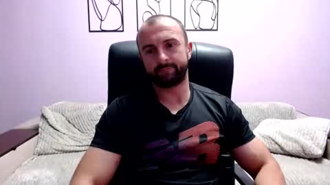 brindlefly69 online show from August 5, 11:07 am