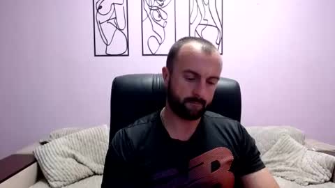 brindlefly69 online show from August 6, 11:30 am