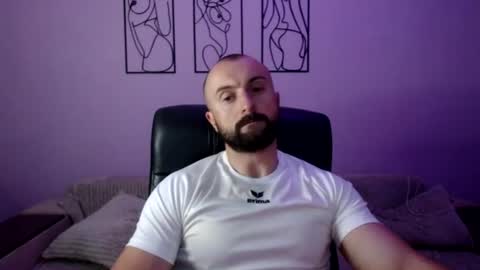 brindlefly69 online show from June 22, 10:55 am
