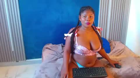 brisnymunds online show from May 11, 3:07 pm