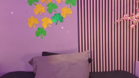 brithanysummer online show from March 27, 12:27 am