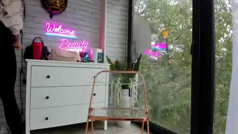 britney_charm online show from October 6, 6:31 am