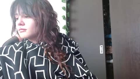 maru miaw   Please help me to reach 100 thumbs up online show from January 11, 1:06 pm