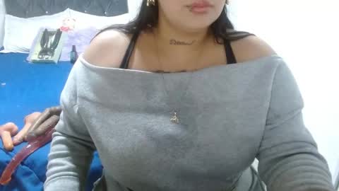 brittanycurvy69 online show from April 13, 7:18 pm