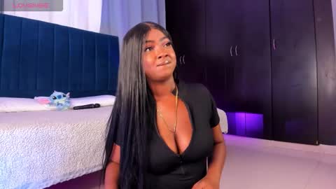 brittany 25 years old  happy as a worm  online show from March 18, 4:29 am