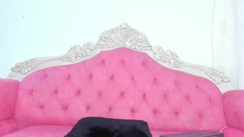 BRIYIT     online show from October 4, 9:01 pm