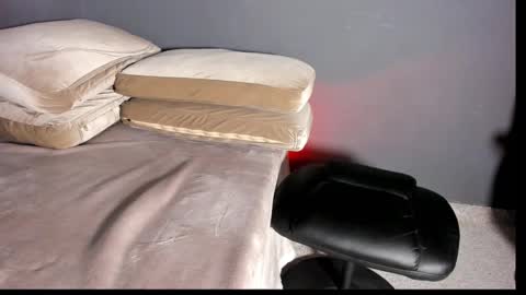 brockhurn_ online show from September 25, 2:07 am