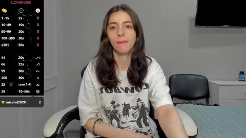 broosnica1 online show from November 1, 7:51 am