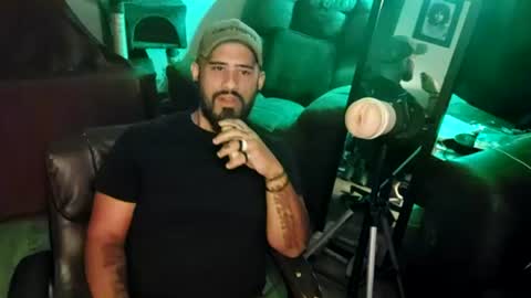 brownboyt online show from June 20, 2:18 am
