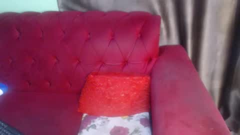 Snapshot of brownebony4 chatting on September 17, 5:44 am Brownie online show from September 17, 5:44 am