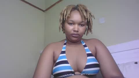 Tracy online show from February 26, 9:31 pm