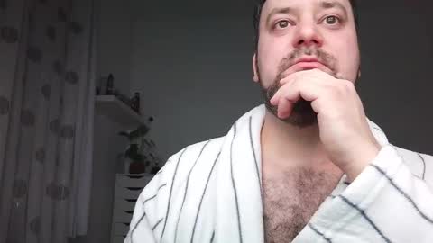 Bruce online show from November 21, 9:24 pm