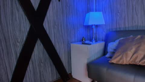 brucesmiith online show from September 24, 3:57 am