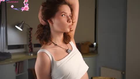 Tess online show from June 16, 6:56 pm