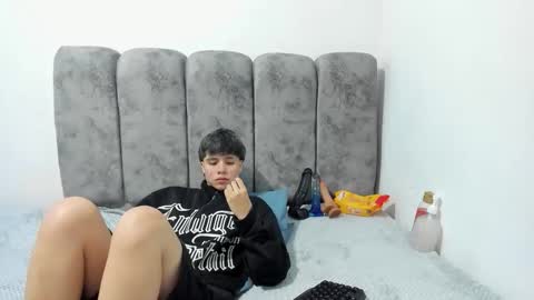 Bruno Cruz online show from April 18, 2:46 am