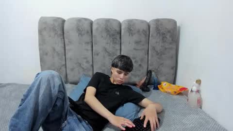 Bruno Cruz online show from April 19, 2:34 am