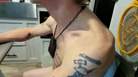 Steve... aka SkinnieDippin aka TimberTramp online show from December 16, 7:09 pm