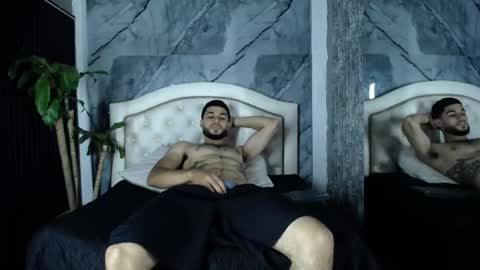 bry_dalton online show from November 11, 4:47 am