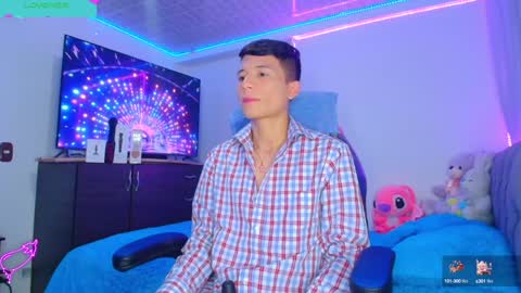 BRYAM INDEPENDENT MODEL online show from January 3, 12:54 am