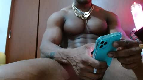 Enjoy the best muscle straws   online show from March 5, 7:06 pm