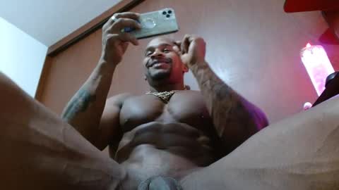 Enjoy the best muscle straws   online show from February 17, 1:15 am