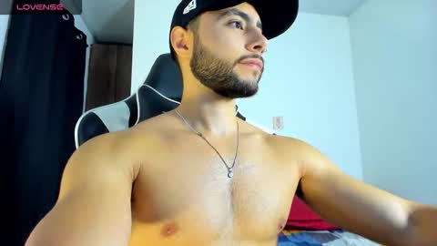 bryan_oficials online show from October 12, 3:54 am