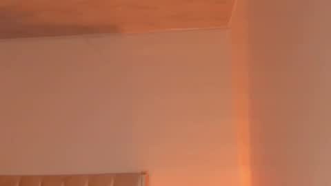 Carly     online show from December 19, 4:57 pm