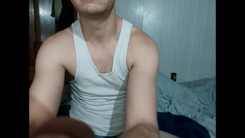 Snapshot of bubblebutt417 chatting on February 24, 5:43 am Max candi online show from February 24, 5:43 am