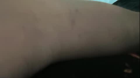 bubbleg13 online show from May 26, 11:33 pm