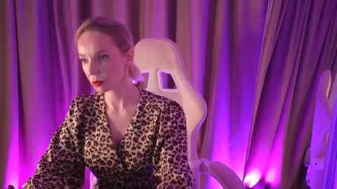 bubbling_crush online show from February 17, 2:20 am