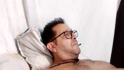 buchs32 online show from November 22, 4:55 am