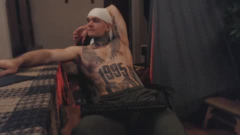 Dmitriy  online show from February 25, 6:44 pm