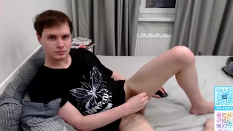 Chris online show from February 20, 4:18 am