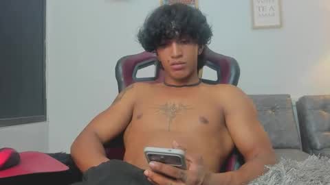 bull_cam online show from March 13, 4:27 am