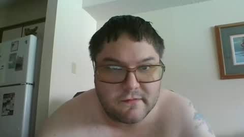 bulldoggie4669 online show from December 1, 7:01 pm