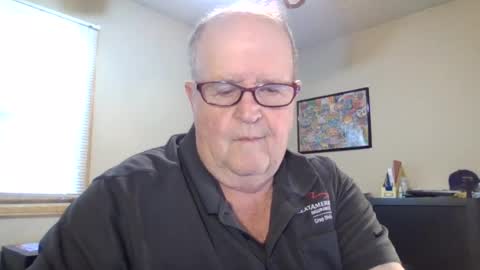 bullfrogg5050 online show from June 20, 8:15 pm