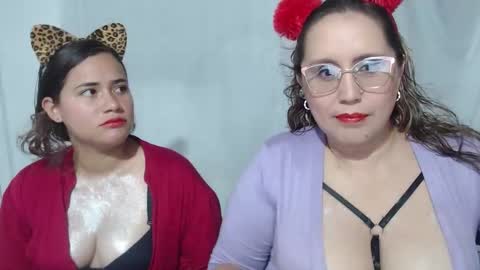 Snapshot of bunniosito chatting on November 2, 12:21 am bunniosito online show from November 2, 12:21 am