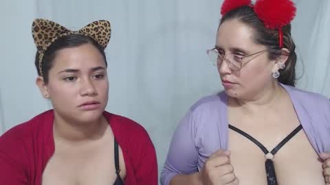 Snapshot of bunniosito chatting on October 29, 4:14 am bunniosito online show from October 29, 4:14 am