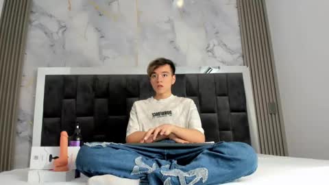 bunny online show from March 1, 2:02 pm