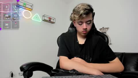 bunny online show from February 10, 3:32 pm