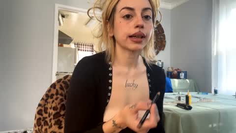 Bunnyaliengirl online show from January 20, 6:21 pm