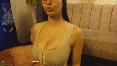 Snapshot of bunnycute_shy chatting on March 4, 1:06 pm 30 Off online show from March 4, 1:06 pm