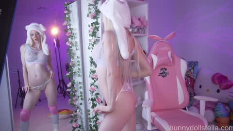 Stella online show from October 5, 1:14 am