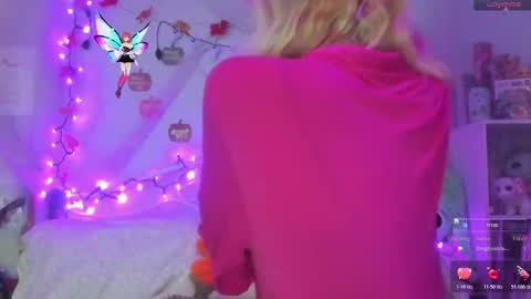 Snapshot of bunnyislewd chatting on October 23, 3:52 am bunnyislewd online show from October 23, 3:52 am