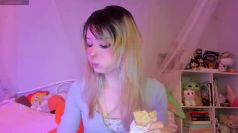 Snapshot of bunnyislewd chatting on January 24, 1:56 am bunnyislewd online show from January 24, 1:56 am