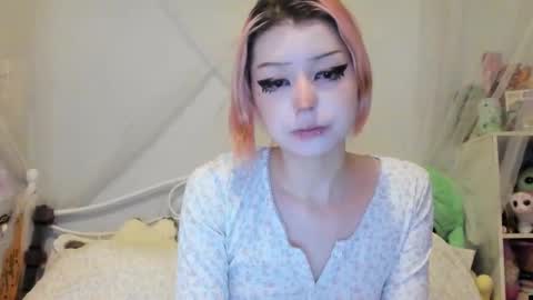 Snapshot of bunnyislewd chatting on September 19, 3:21 am bunnyislewd online show from September 19, 3:21 am