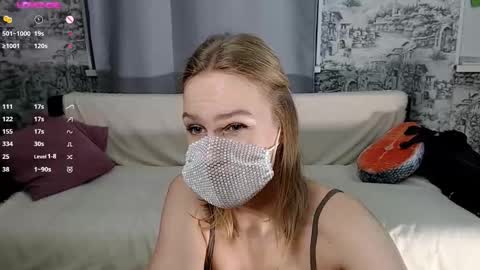 burning_g1rl online show from February 28, 6:45 pm