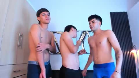 zack axel David and Anthony online show from February 20, 6:26 am